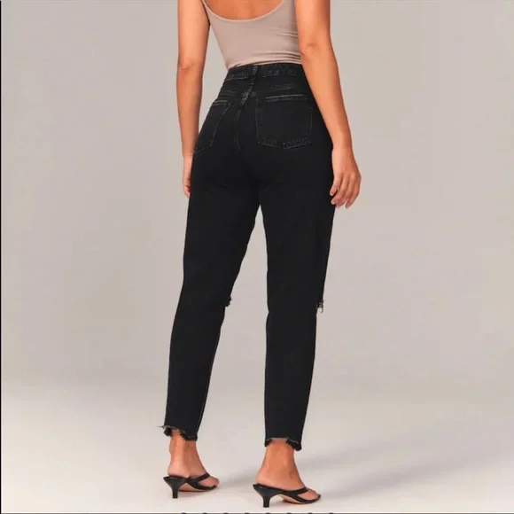Abercrombie • black distressed mom high rise jeans sz 6